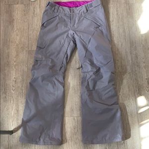 The North Face Hyvent women’s medium Ski Pant